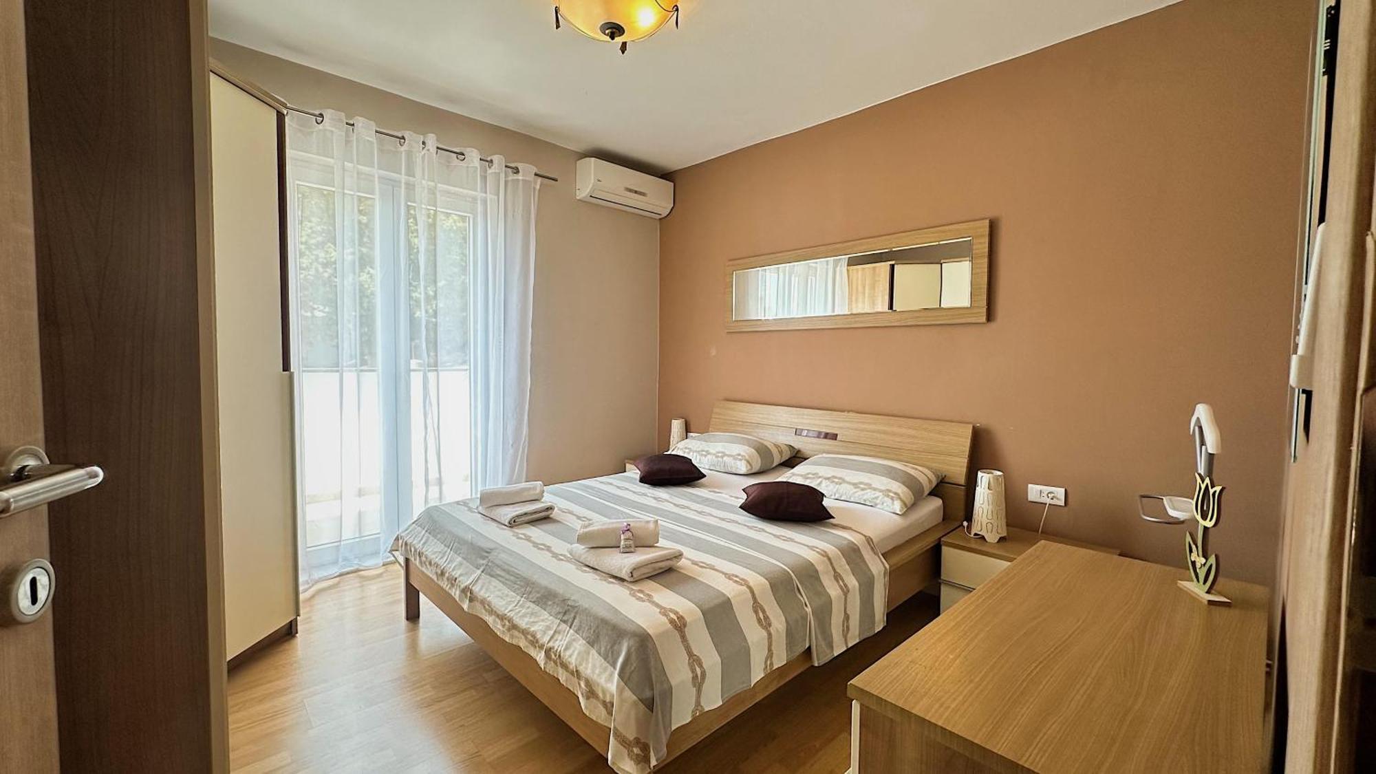 Apartments Matea Tisno Exterior foto